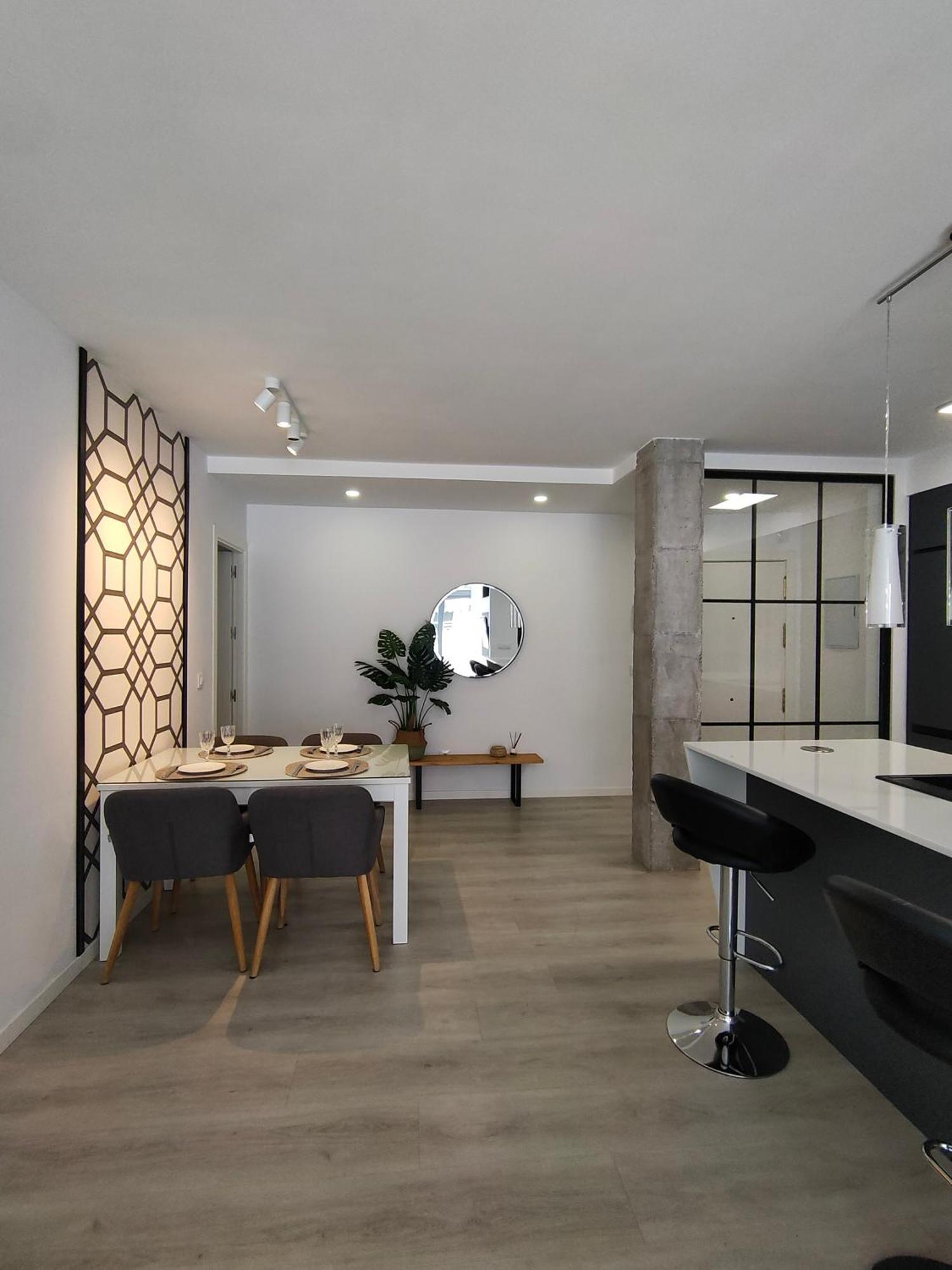 Casa Mallen, Con Amplia Terraza, En El Barrio De Nervion Севилья Экстерьер фото